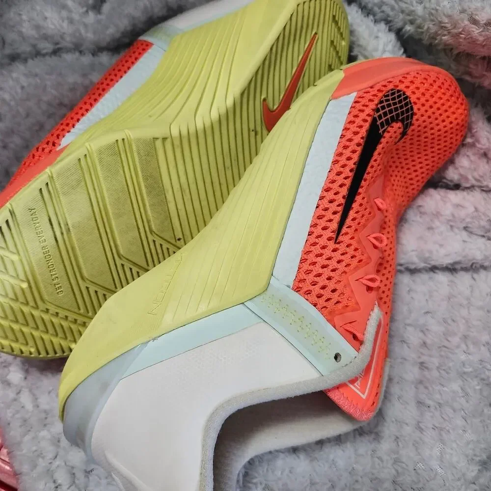 Nike Women's Orange and Pink Trainers
